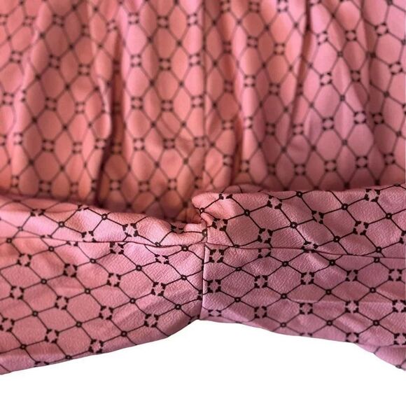 Shein Womens High Waist Shorts Size 8 10 Zip Up Polyester Pink Black Geometric - Picture 3 of 7